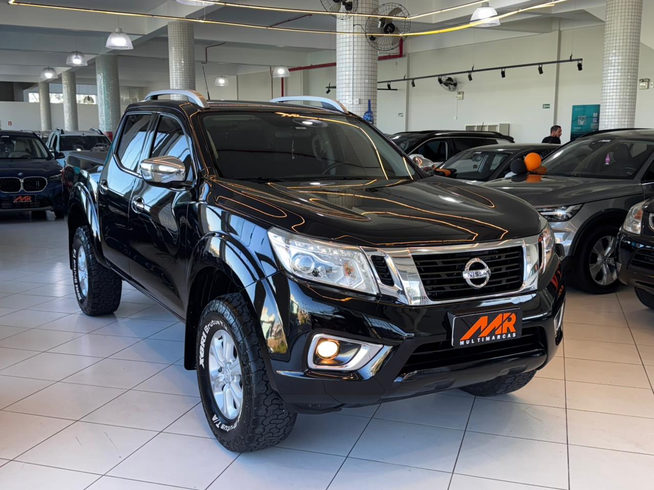 NISSAN FRONTIER LEATX4