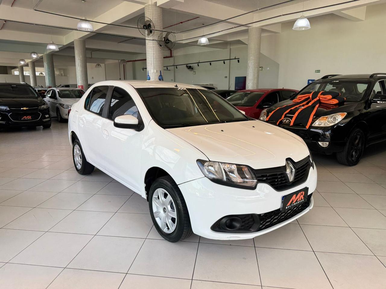 RENAULT LOGAN EXPR 10