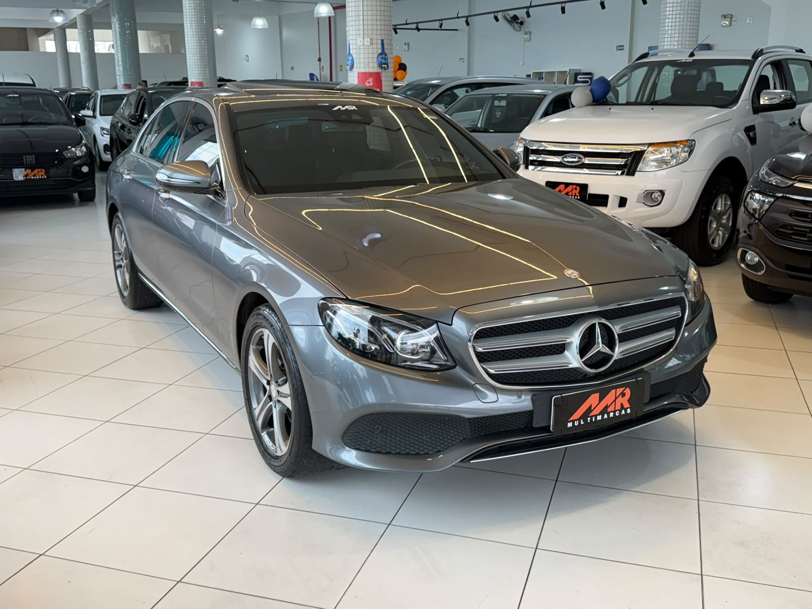 M.BENZ E250 AVN